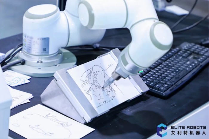 米兰·(milan)中国绘画机器人